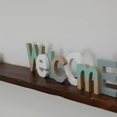 Lejlighed Coastal Seaview & Balcony Street View