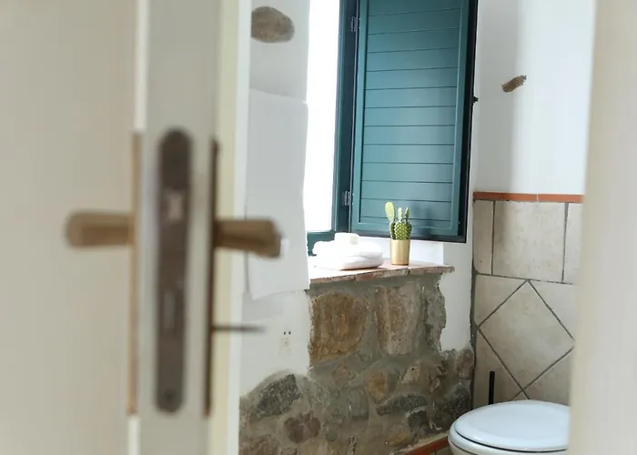 Coastal Seaview & Balcony Street View