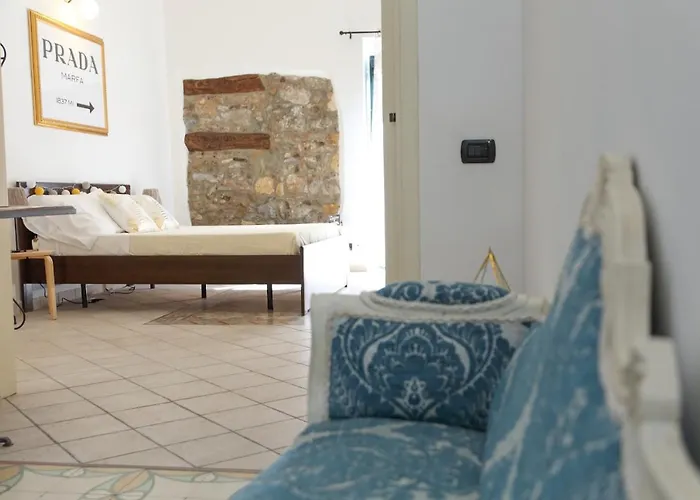 Coastal Seaview & Balcony Street View