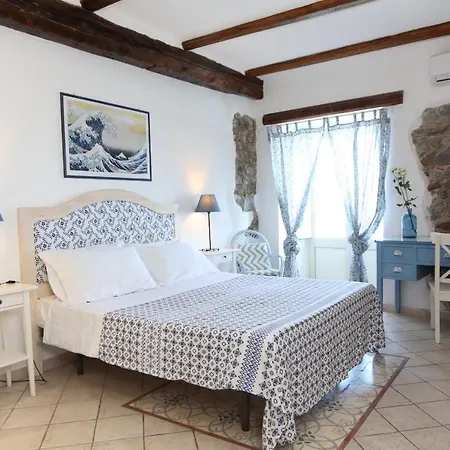 Apartment Coastal Seaview & Balcony Street View Cefalù