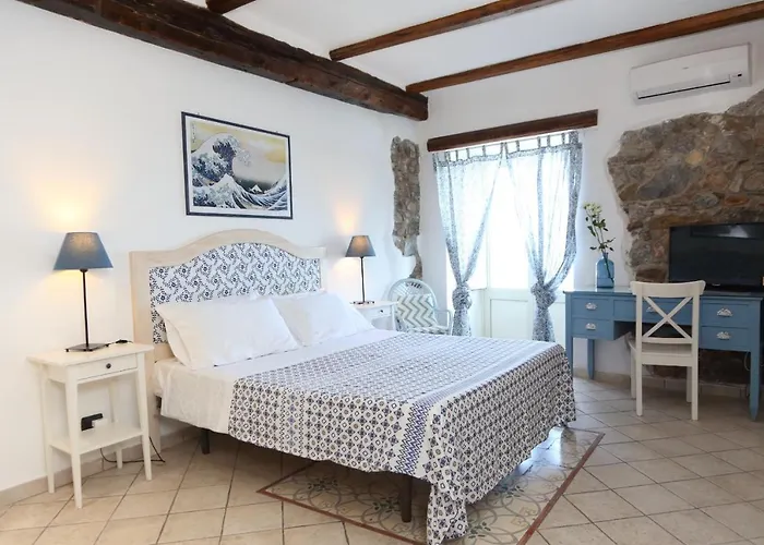 Apartment Coastal Seaview & Balcony Street View Cefalu