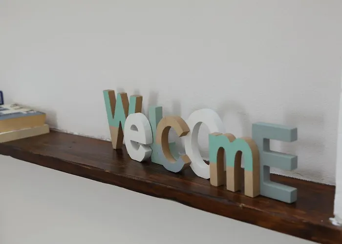 Apartment Coastal Seaview & Balcony Street View